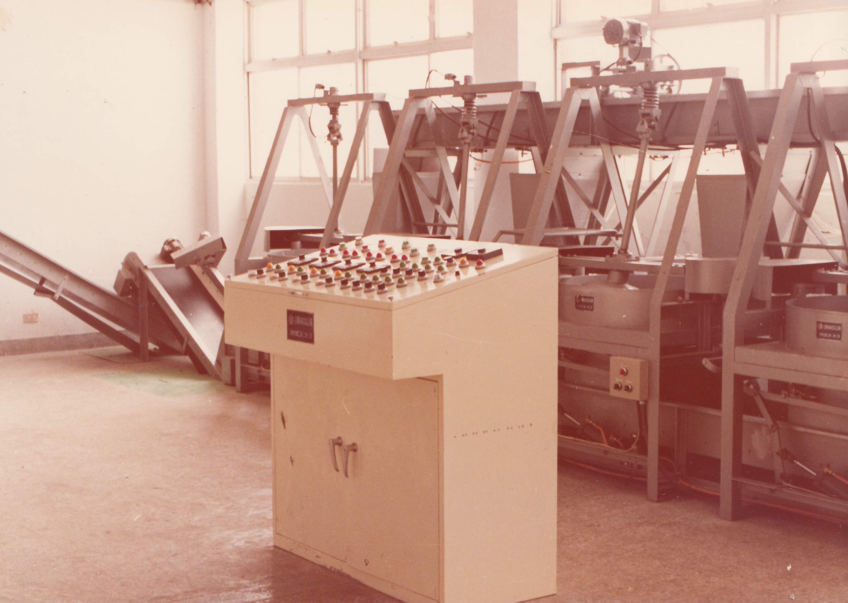 民國70年代茶業改良場臺東分場製茶機械-自動式綠茶揉捻機